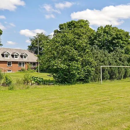 Lovely In With Wifi Semesterbostad