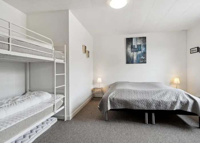 Holiday home Lovely In With Wifi